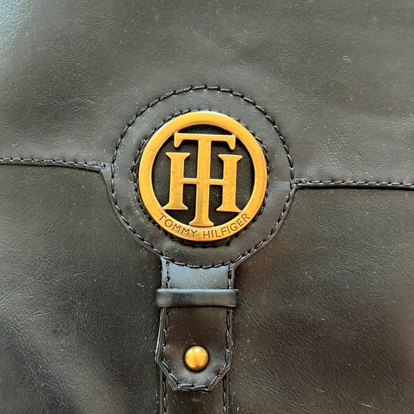 Tommy Hilfiger tall riding boot. Black. Size 6. NWOT. - Picture 3 of 5